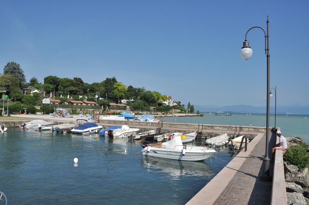 La Forgia Apartment Peschiera del Garda Buitenkant foto